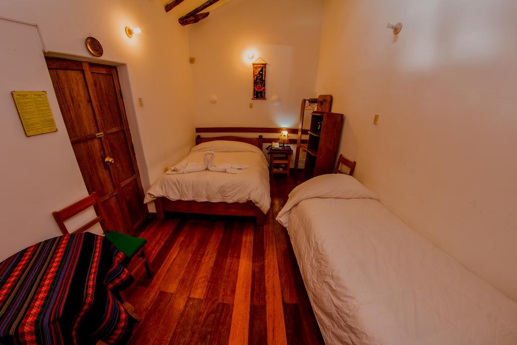 Hostal El Grial Cuzco Exterior foto